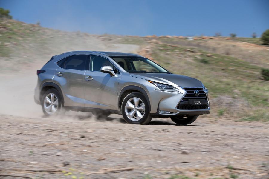 Lexus NX200t 2015 года  (AU) (фото 13 из 19)